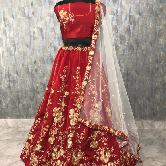 Red Lehenga - Picture 3 of 3